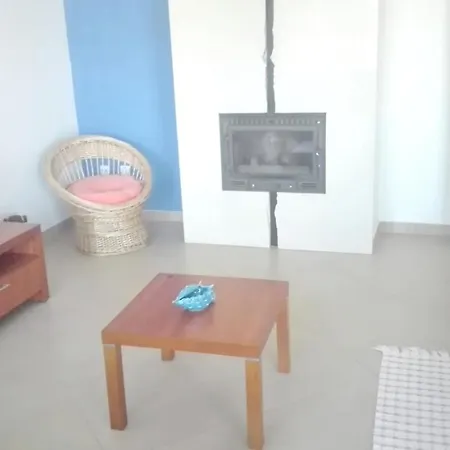 Feriehus Spacious House In Aldeia Dos Pinheiros With Pool