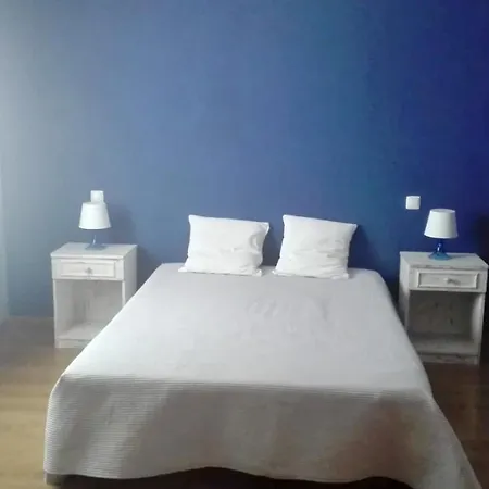 Spacious House In Aldeia Dos Pinheiros With Pool * Azeitao