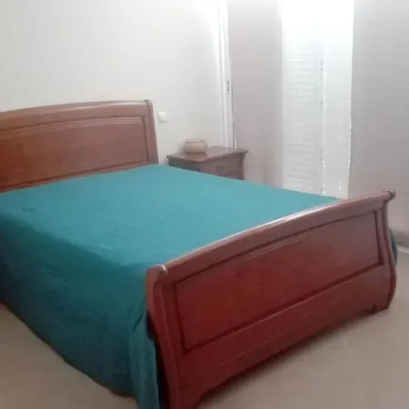 Spacious House In Aldeia Dos Pinheiros With Pool Feriehus