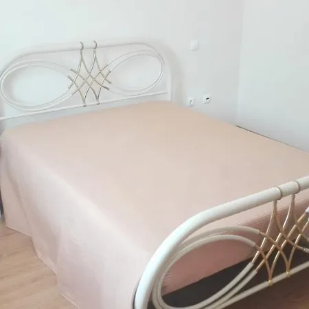 Feriehus Spacious House In Aldeia Dos Pinheiros With Pool *