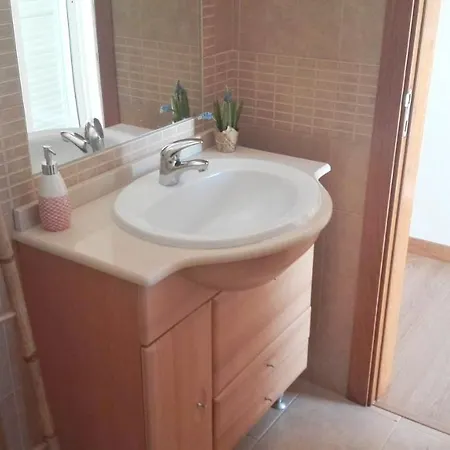 Spacious House In Aldeia Dos Pinheiros With Pool Feriehus Azeitão