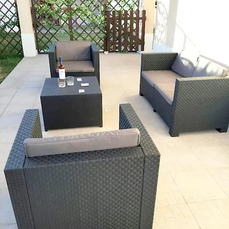 Spacious House In Aldeia Dos Pinheiros With Pool