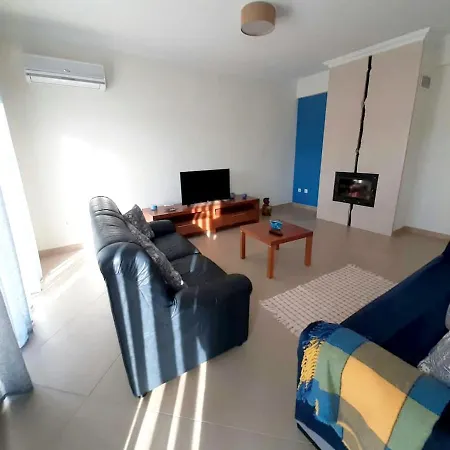 Spacious House In Aldeia Dos Pinheiros With Pool *