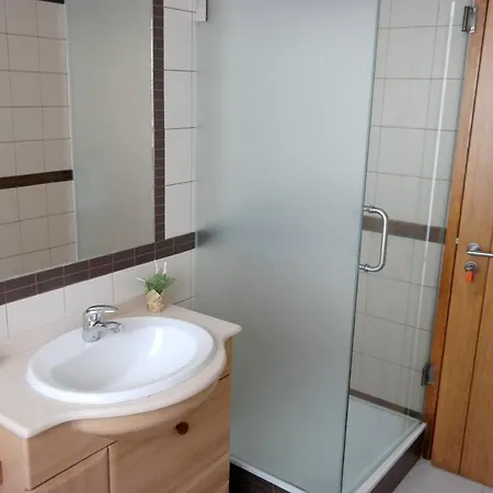 Spacious House In Aldeia Dos Pinheiros With Pool * Azeitao
