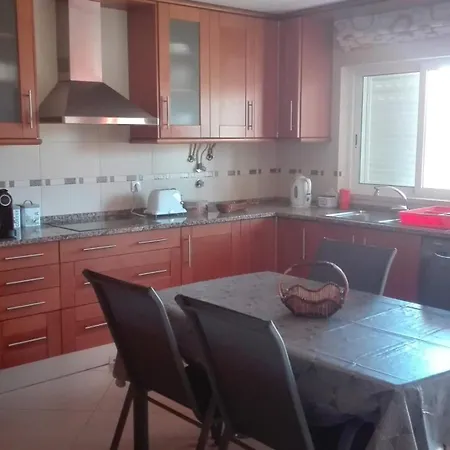 Spacious House In Aldeia Dos Pinheiros With Pool * Azeitao