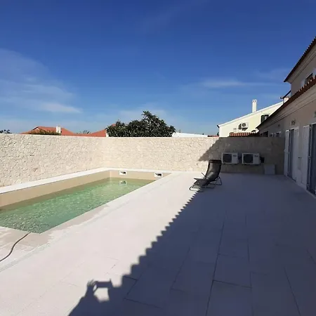 Vakantiehuis Spacious House In Aldeia Dos Pinheiros With Pool *